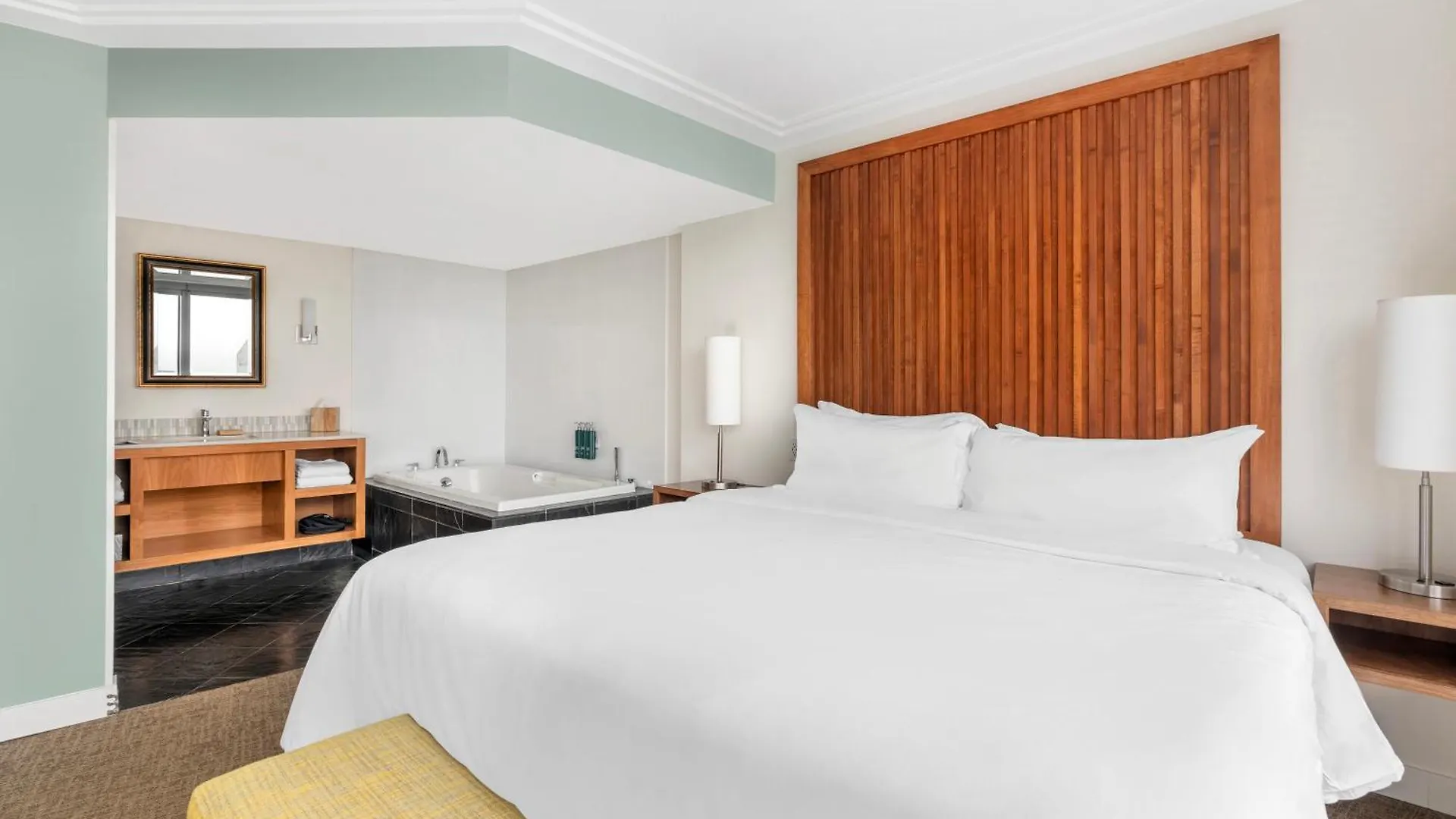 Resort Embarc Vancouver